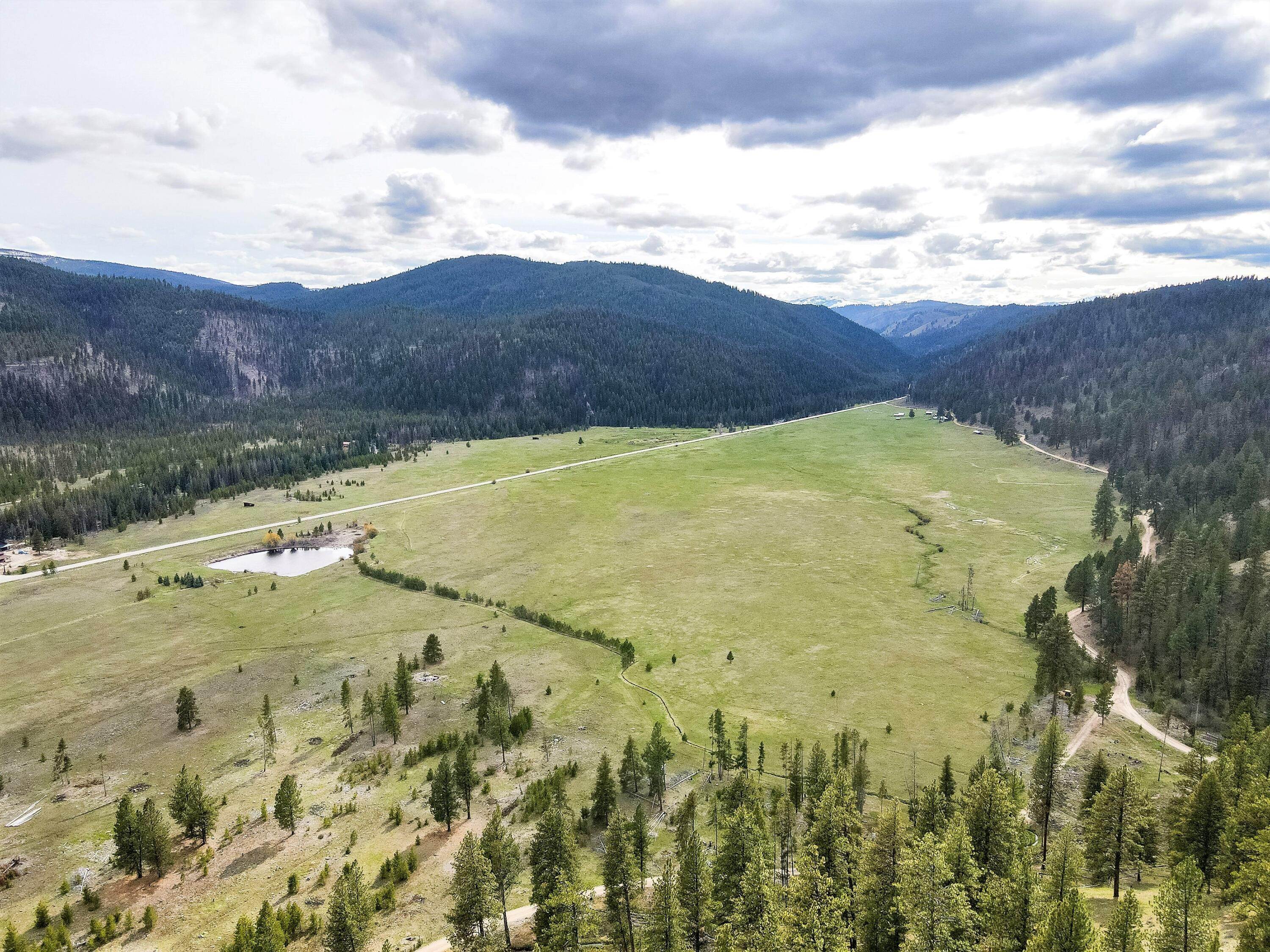 4. Single Family Homes for Sale at 2546&2721 East Fork Road, Sula, Montana 59871 United States