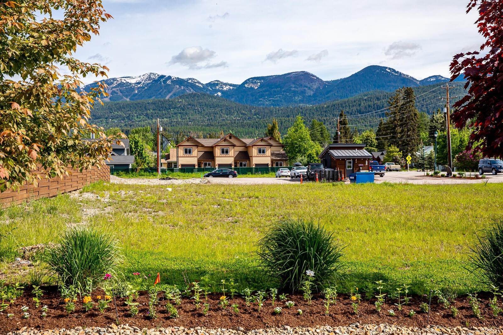 8. Commercial for Sale at 902 Wisconsin Avenue, Whitefish, Montana 59937 United States