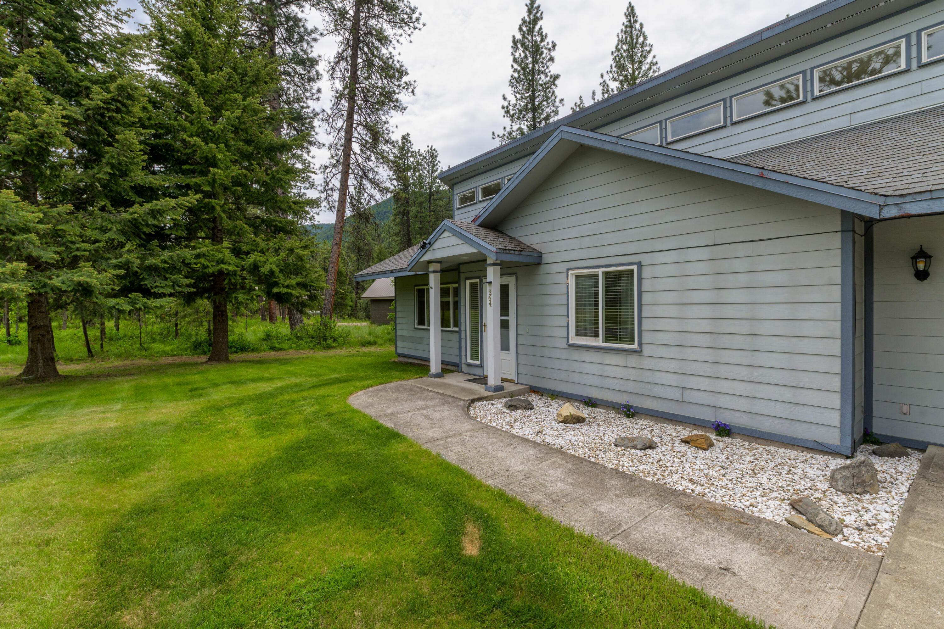 5. Single Family Homes for Sale at 264 Trestle Creek Drive, St. Regis, Montana 59866 United States