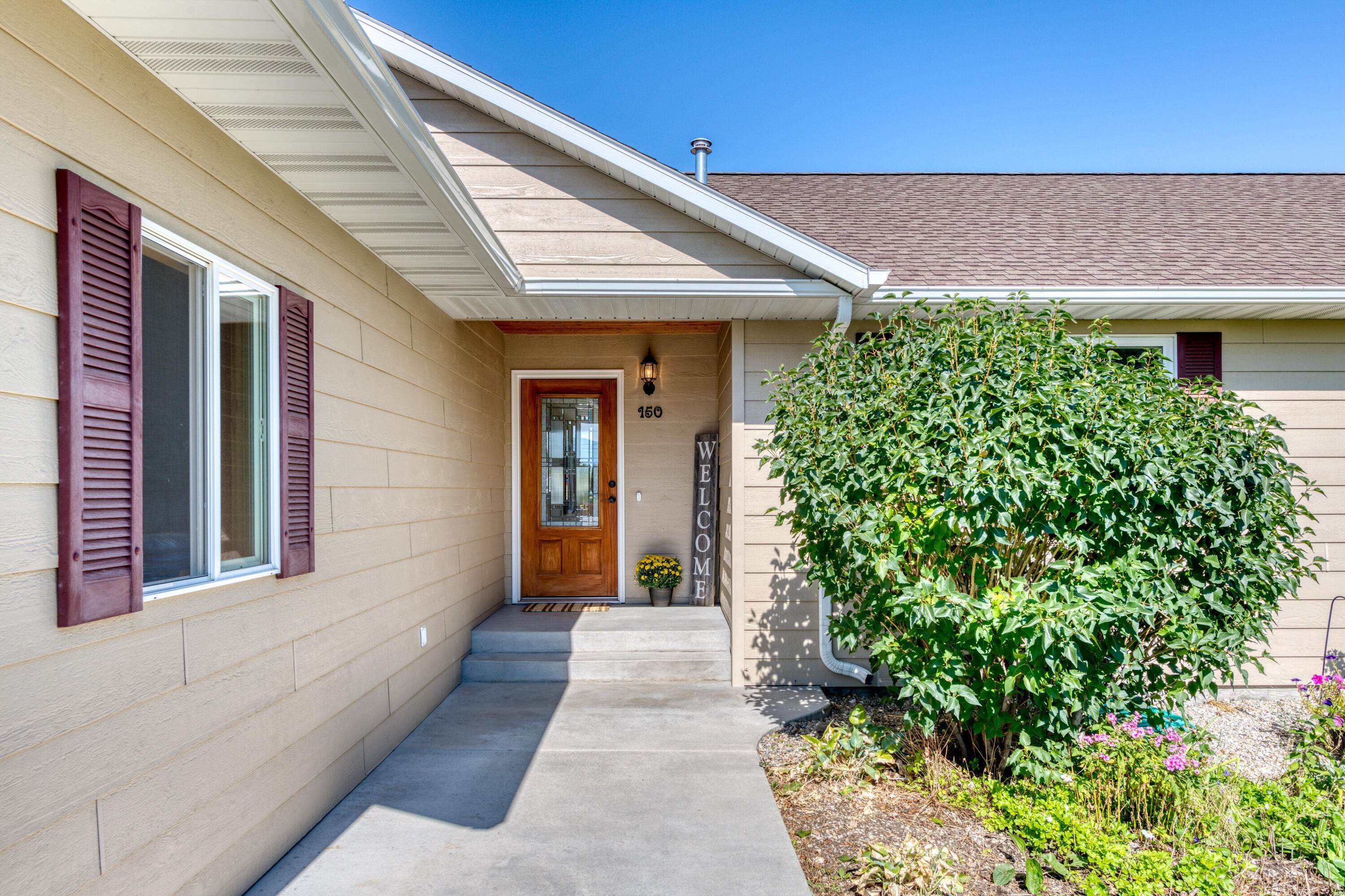 3. Single Family Homes for Sale at 150 Teal Lane, Hamilton, Montana 59840 United States
