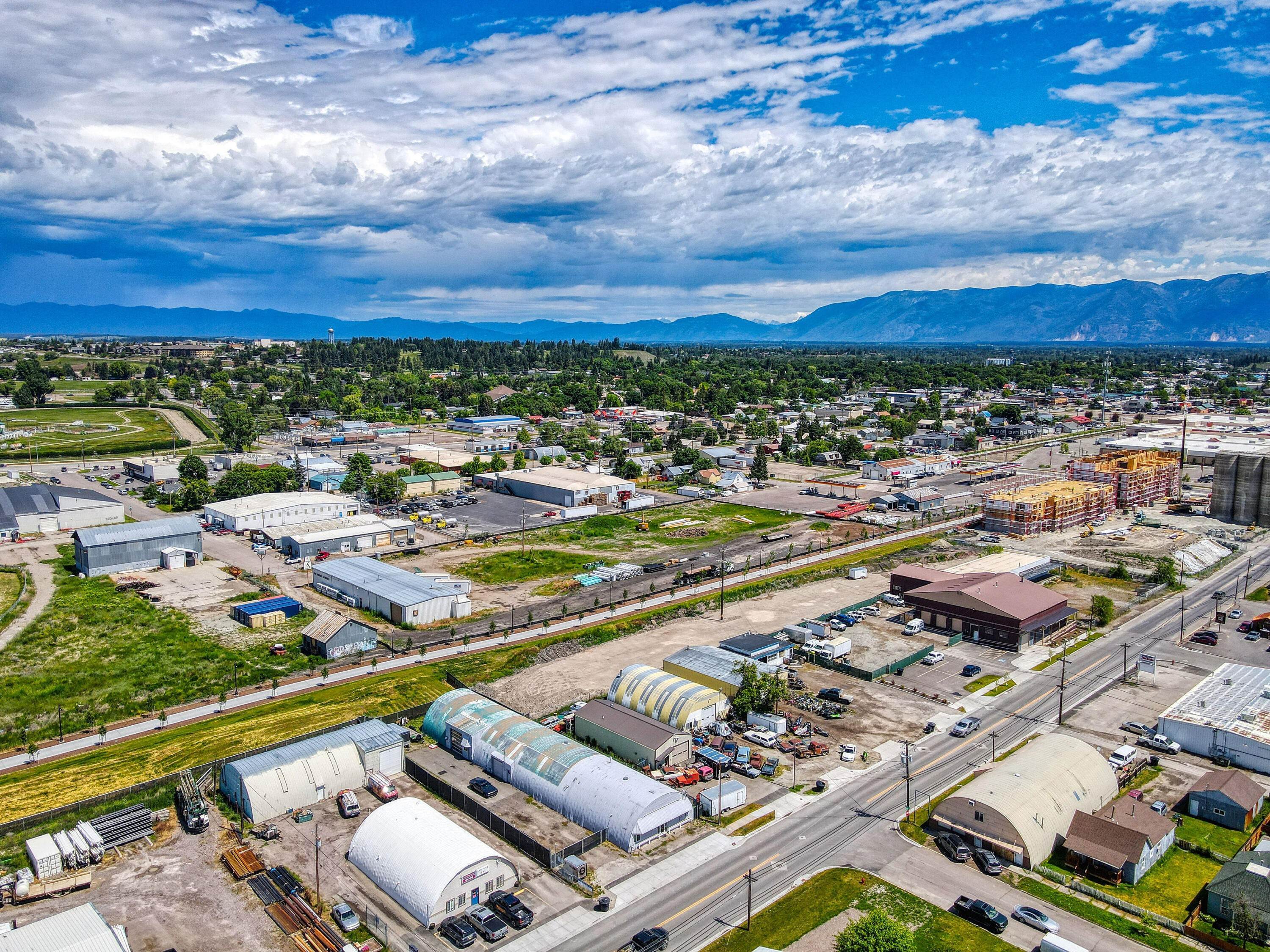 5. Commercial for Sale at 817 West Center Street, Kalispell, Montana 59901 United States